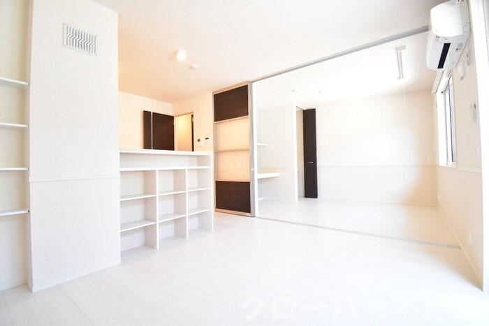 居室・リビング　ＬＤＫ１１帖 洋室５．５帖