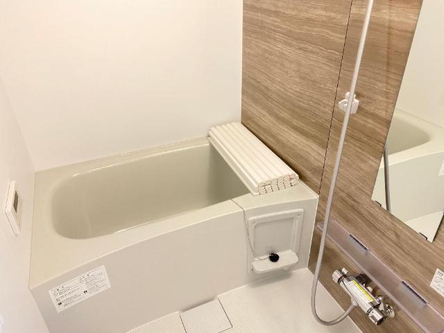 バス・シャワールーム　バス（イメージ）