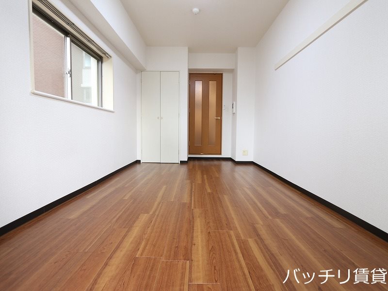 居室・リビング　※同マンション別部屋写真のため、現状優先。