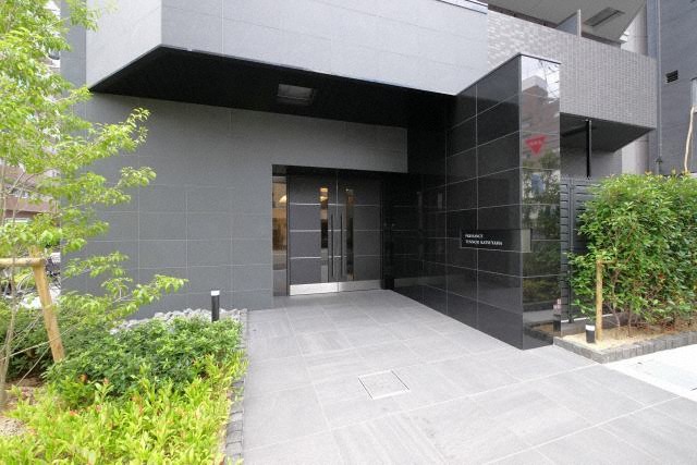 エントランス　毎日通るエントランスはこのようになっています