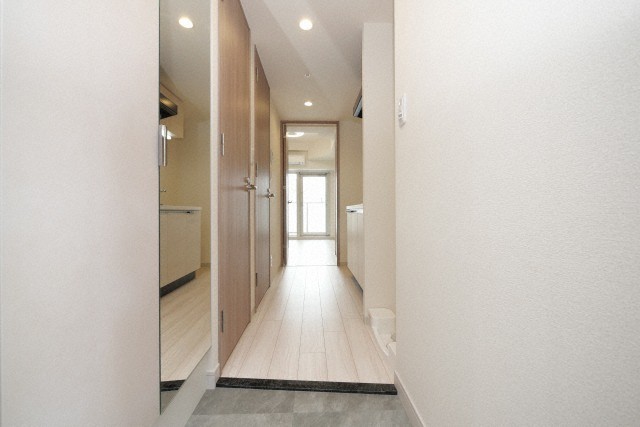 玄関　収納もある玄関です