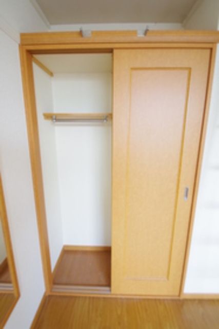 収納　★諸条件の相談、ご案内は中央林間店まで★