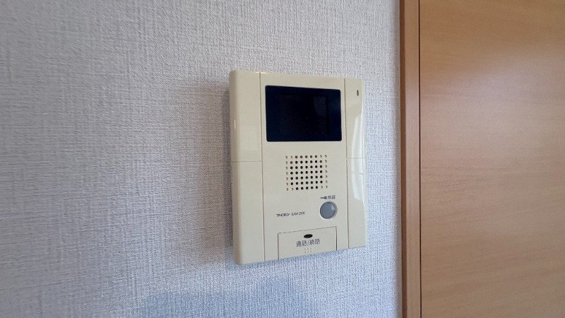 セキュリティ　モニター付きインターホン