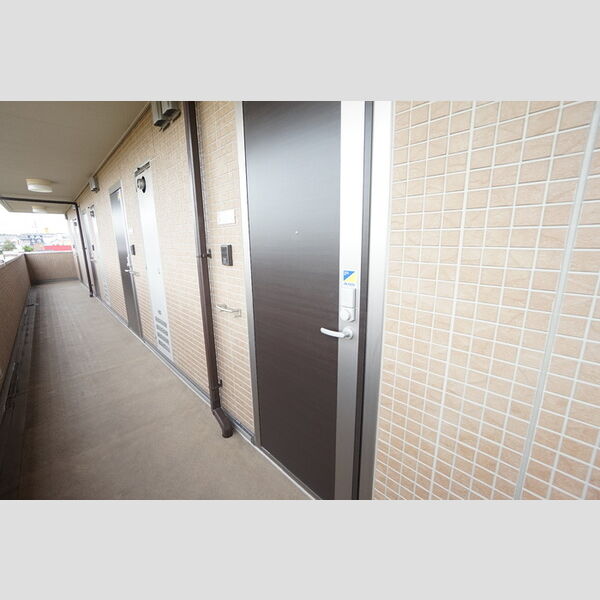 玄関　カードキー