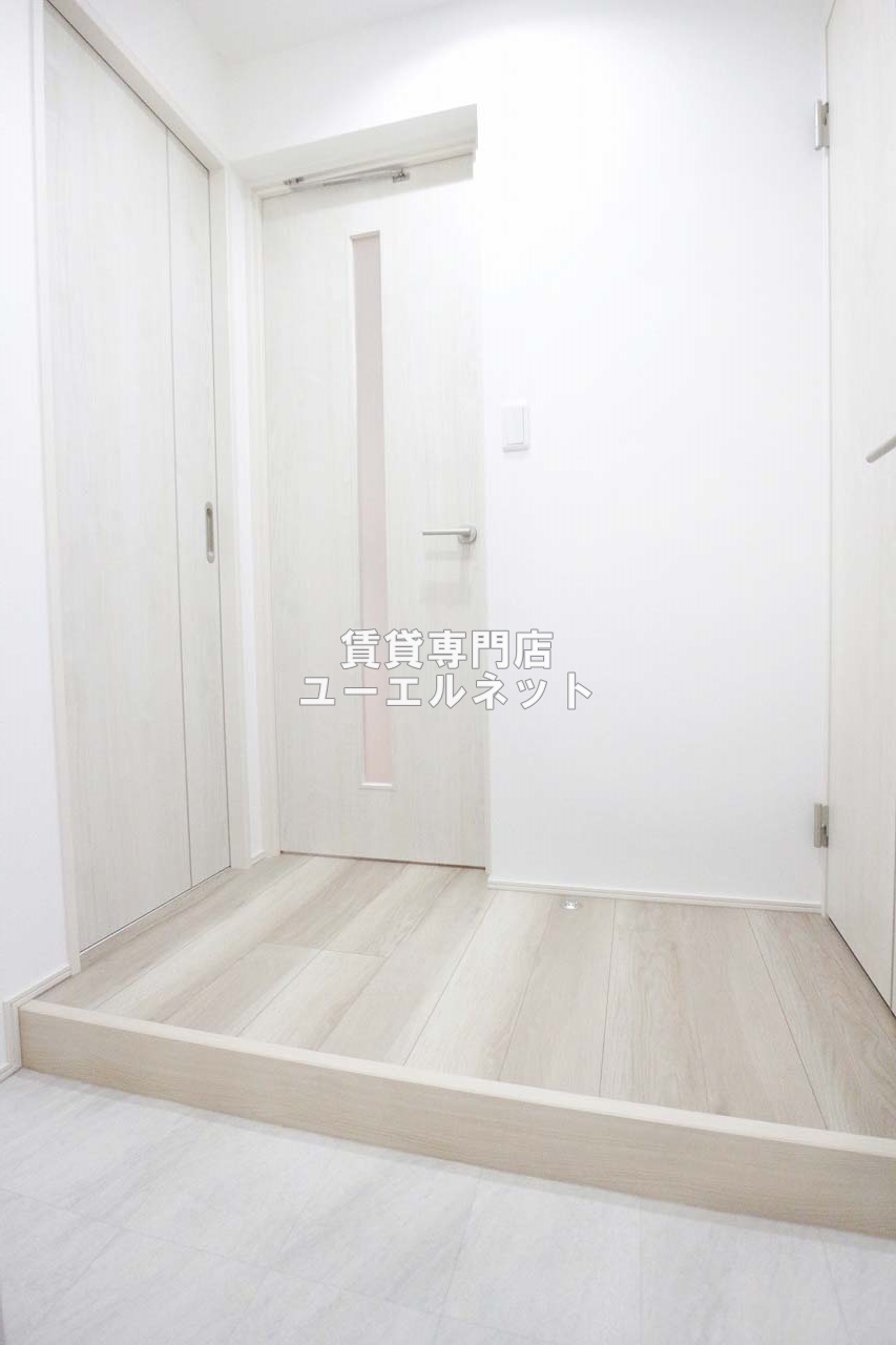 玄関　住まいの顔ともなる玄関