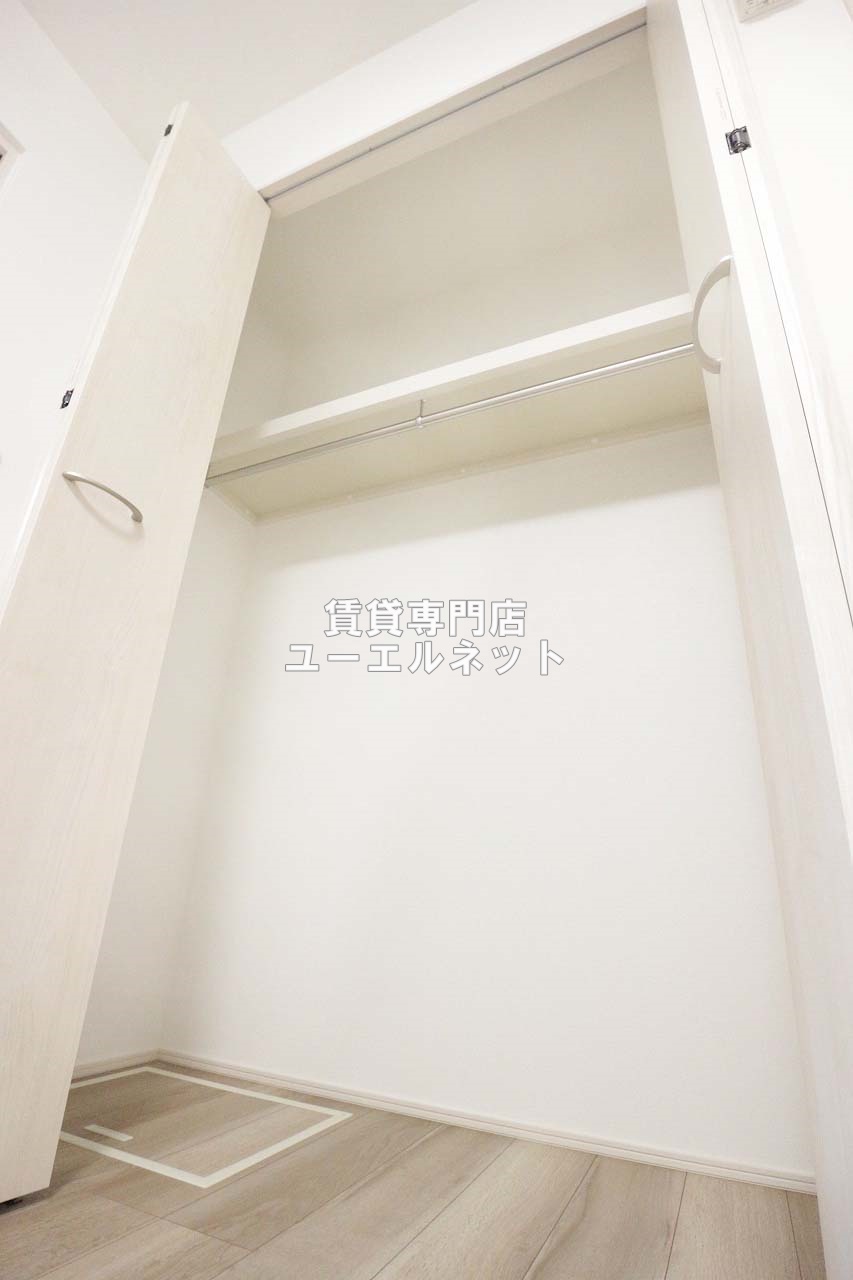 収納　クローゼット付きでお部屋もスッキリ♪