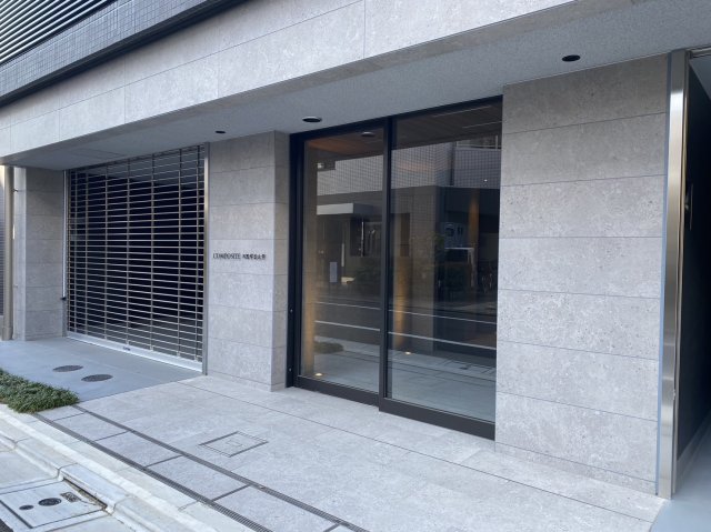 エントランス　ゆとりのあるエントランスです