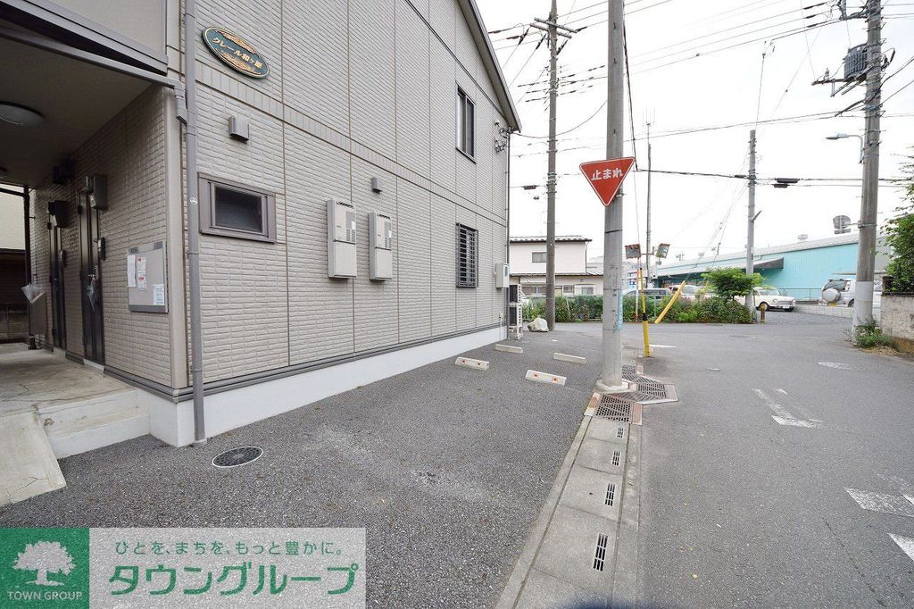 駐車場　駐車場