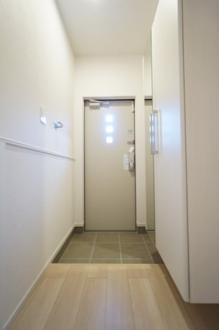 玄関　ゆったりとした玄関です