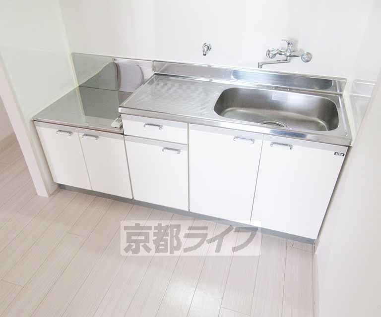 キッチン　広くて使いやすいキッチンです・