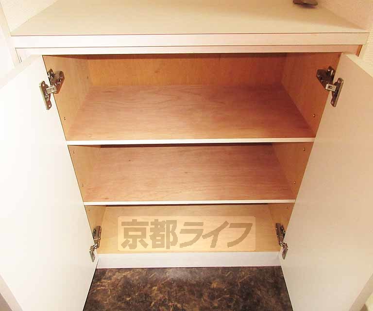 収納　シューズボックス・