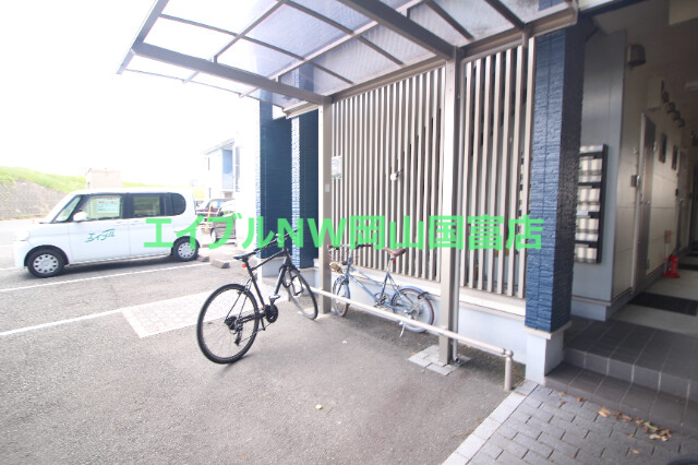 駐車場　駐輪場