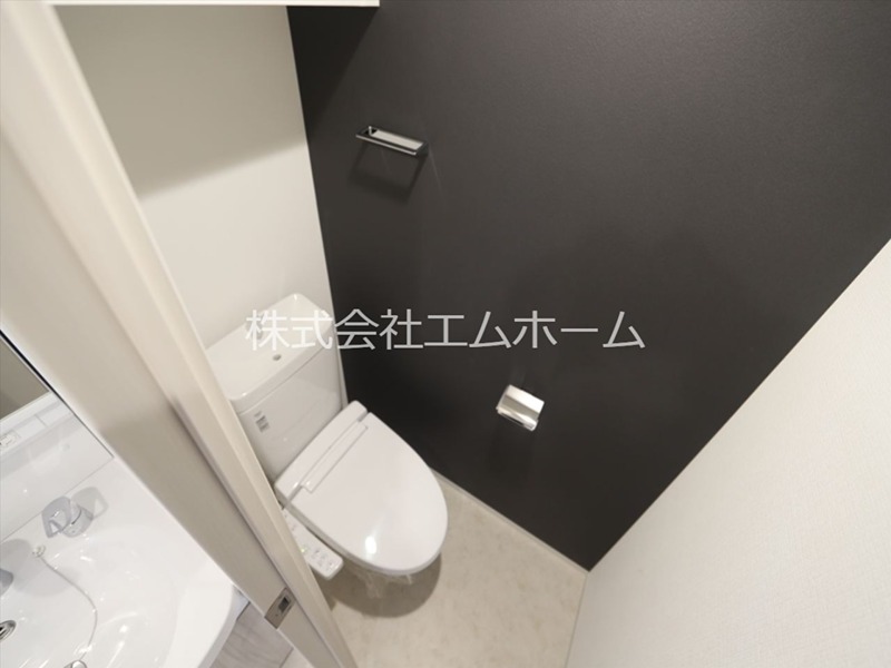 トイレ　温水洗浄便座付トイレ