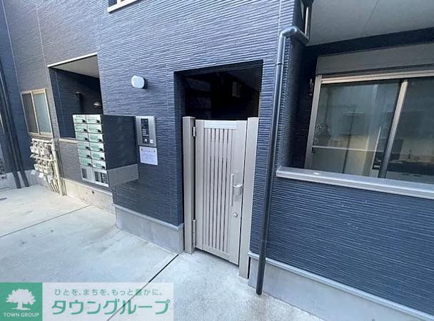 エントランス　エントランス