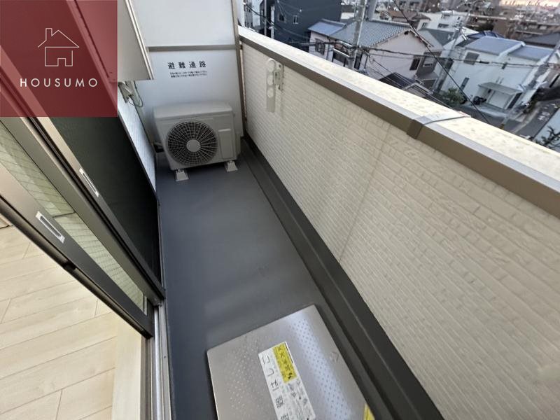 バルコニー　陽当たり良好なバルコニーです