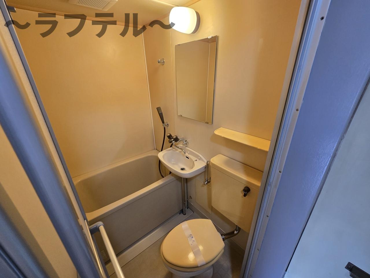 バス・シャワールーム　別部屋イメージ写真
