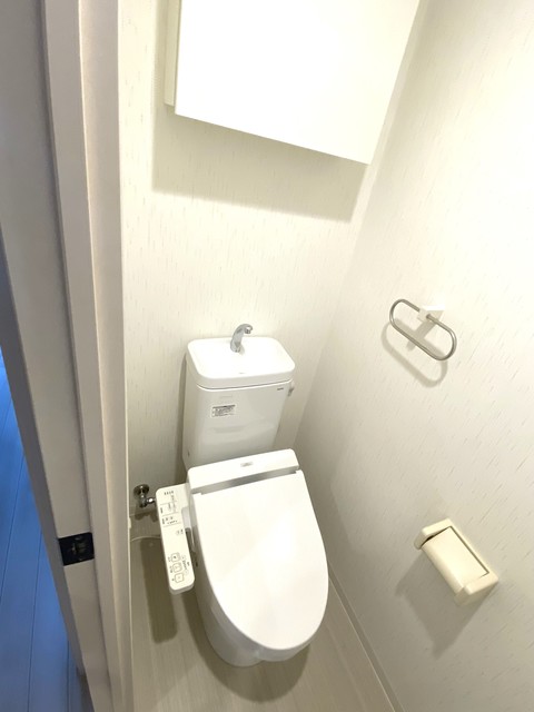 トイレ　参考　１ＤＫのお部屋です