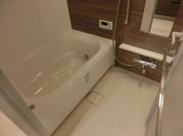 バス・シャワールーム　別部屋参考写真