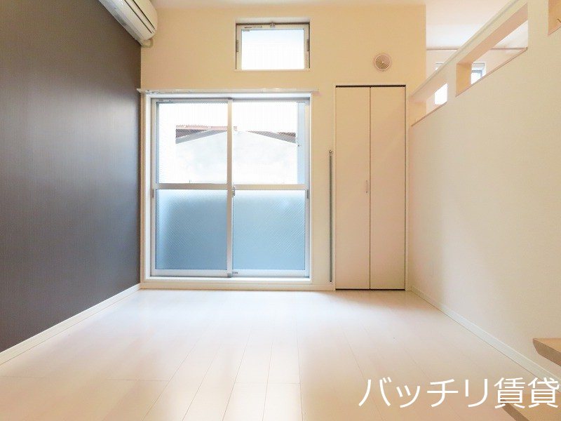 バルコニー　同型タイプの為、現状を優先致します。