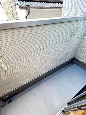 バルコニー　開放的で明るい空間を演出してくれるバルコニーです