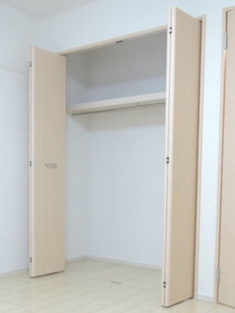 収納　クローゼット