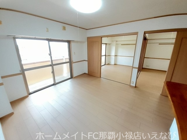 居室・リビング　※別部屋・反転タイプです