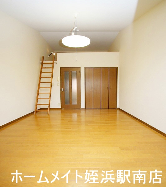 居室・リビング　★過ごし易いロフト付き☆参考写真
