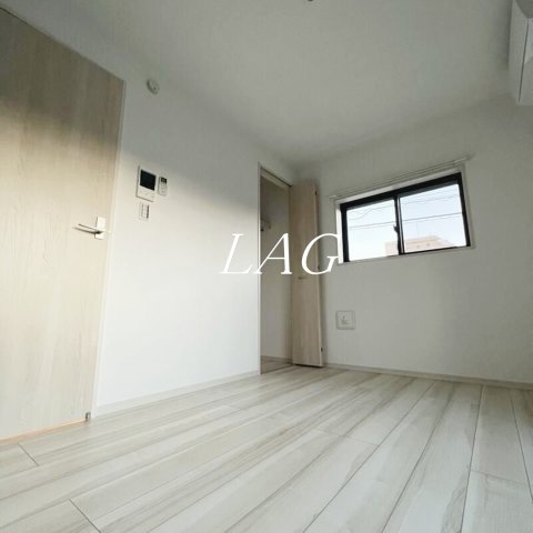 居室・リビング　洋室のお部屋です。