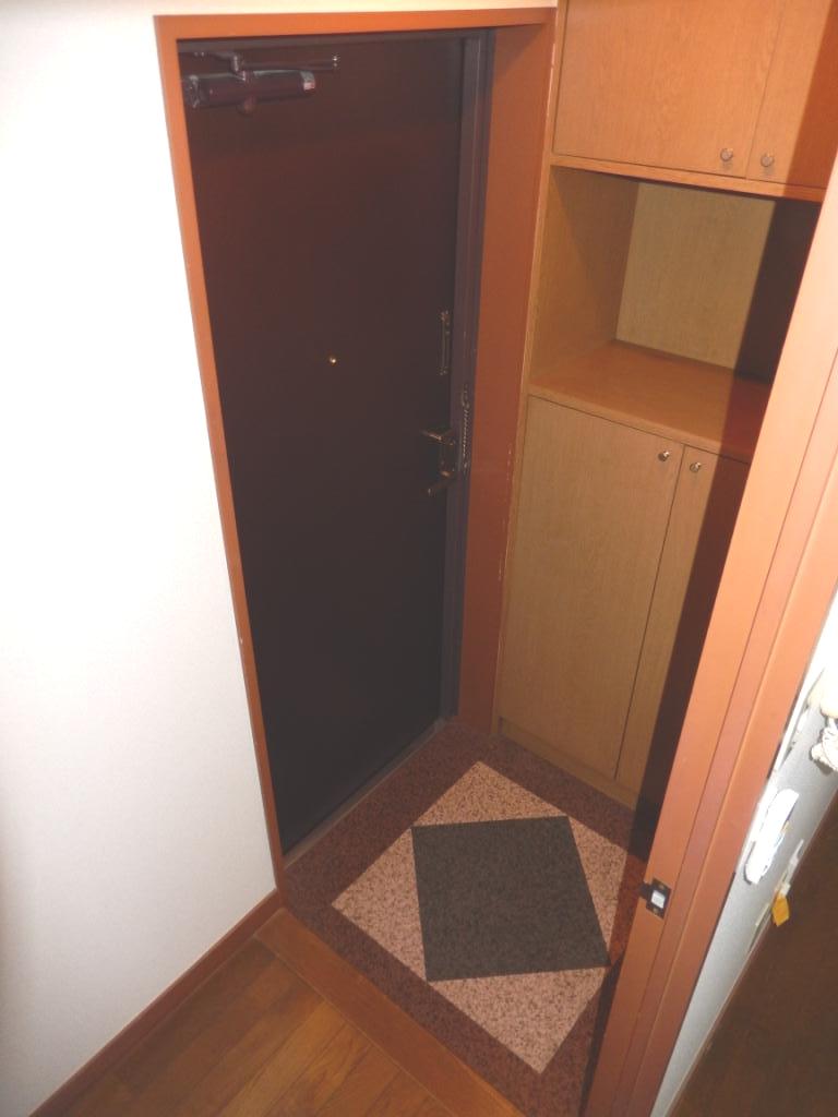 玄関　室内洗濯置場