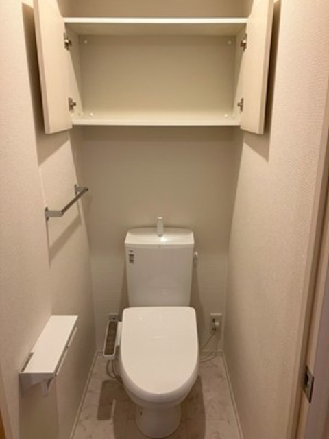 トイレ　別部屋施工例
