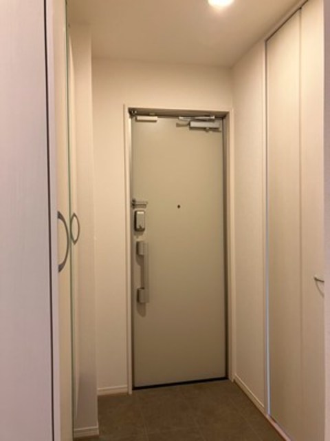 玄関　別部屋施工例