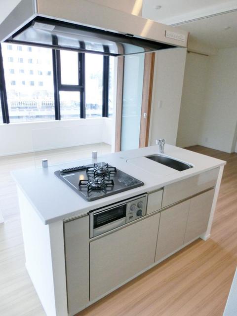 キッチン　※写真は同タイプ住戸です。