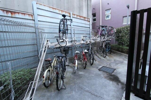 駐車場　駐輪場です