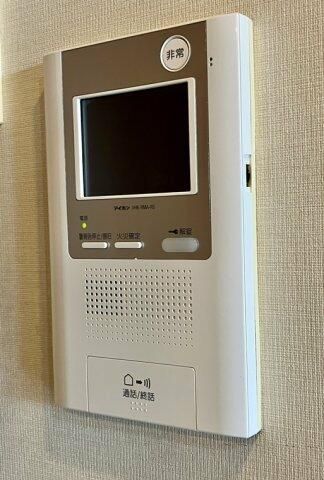 セキュリティ　モニター付きインターホン