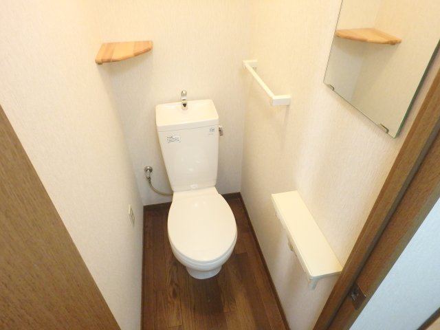 トイレ　トイレもきれいです