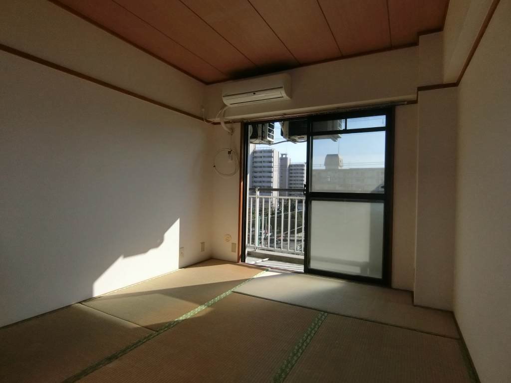 その他設備　和室にもエアコン完備