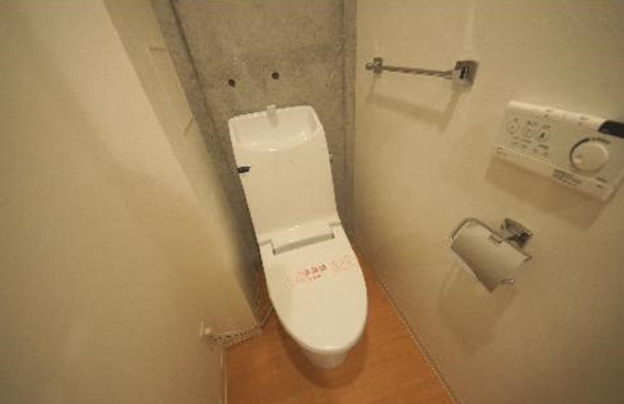トイレ　別部屋参考写真