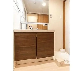 洗面設備　別タイプ部屋　参考写真です