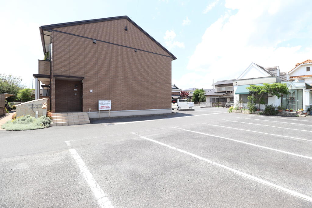 建物外観　インターネット無料です♪