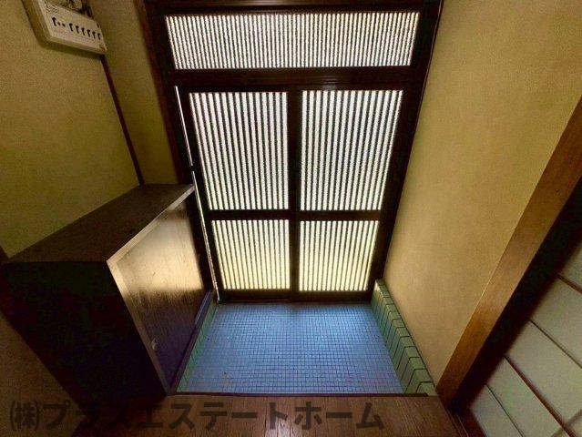 東垂水2丁目戸建の玄関写真