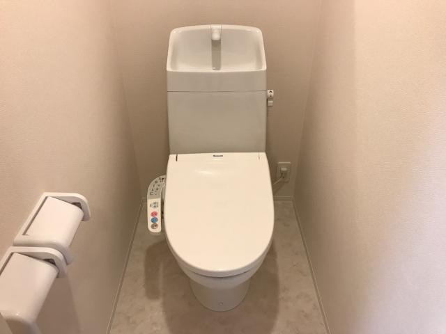 トイレ　シャワー付トイレ