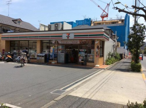 コンビニ　セブンイレブン江戸川南篠崎4丁目店（コンビニ）まで376m