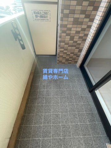 バルコニー　お洗濯にも便利なバルコニー付き