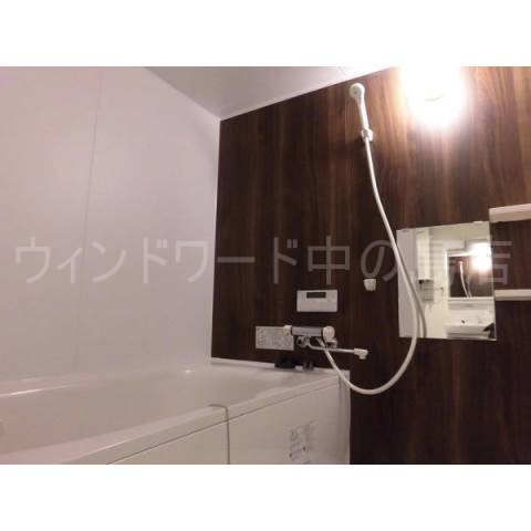 バス・シャワールーム　詳細は、ウィンドワード中の島店までご相談下さい。
