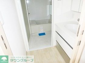 洗面設備　収納