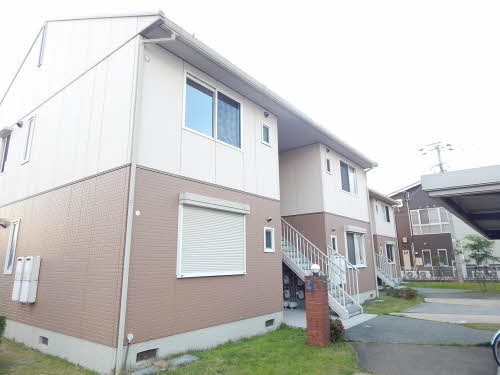 建物外観　初期費用分割払い可能です（クレジットカード利用可能）