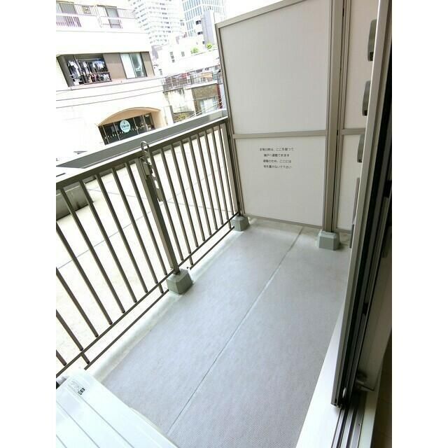 バルコニー