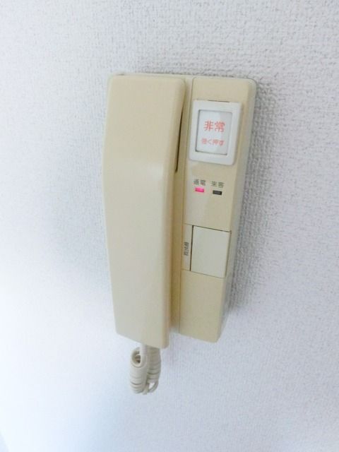セキュリティ　★インターホン付きです★