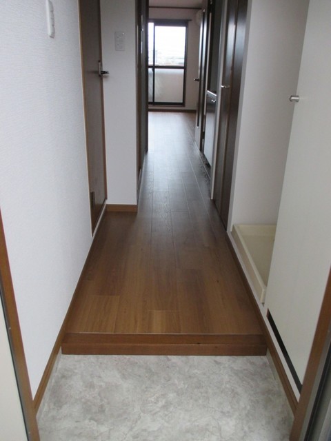 玄関　現況優先