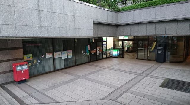 コンビニ　ファミリーマート御殿山トラストタワー店（コンビニ）まで761m